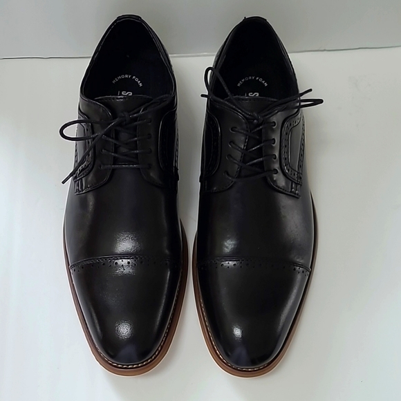 NWOB Stacy Adams cap toe shoes